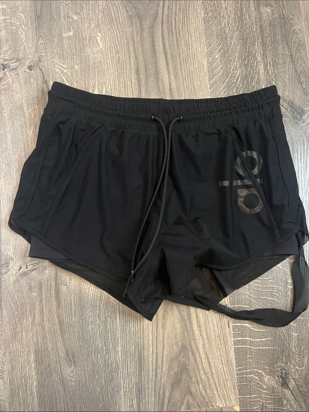 alo Black Women's Athletic Shorts with Drawstring
